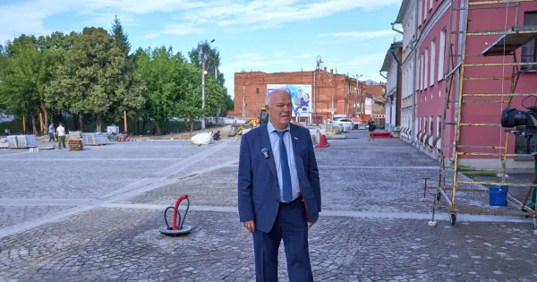 Депутат Госдумы Анатолий Грешневиков выступает с критикой благоустройства Рыбинска