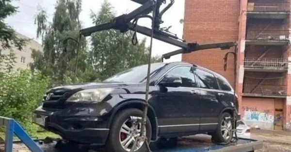 У ярославны изъяли Honda CR-V за долги в миллион рублей